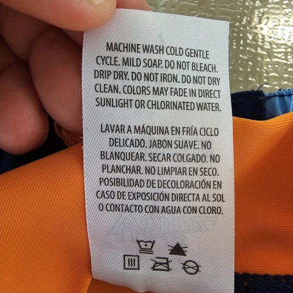 UV Skinz Kids Swim Set Orange Shark Rash Guard Board Shorts Hat UPF50 Beach - Picture 7 of 9